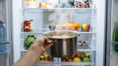 What happens if you put a hot pot in the refrigerator? Secrets to proper food storage in the refrigerator: protect your refrigerator and your money.