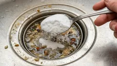 The clog will disappear in no time: pour 2 tablespoons of homemade remedy into the sink drain and simply rinse it away.
