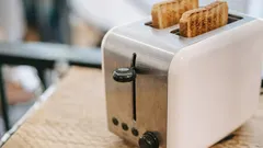 Is your toast burning and smelling bad? These two inexpensive toaster hacks will solve the problem.